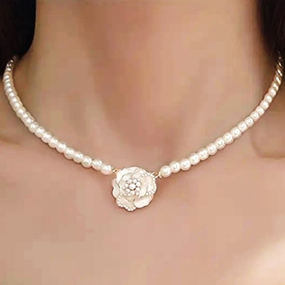 Necklace Pearl Flower Choker Hollywood Glam Trendy Elegant Rose Stylish Formal